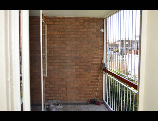 1 BEDROOM APARTMENT FOR SALE IN NEW REDRUTH